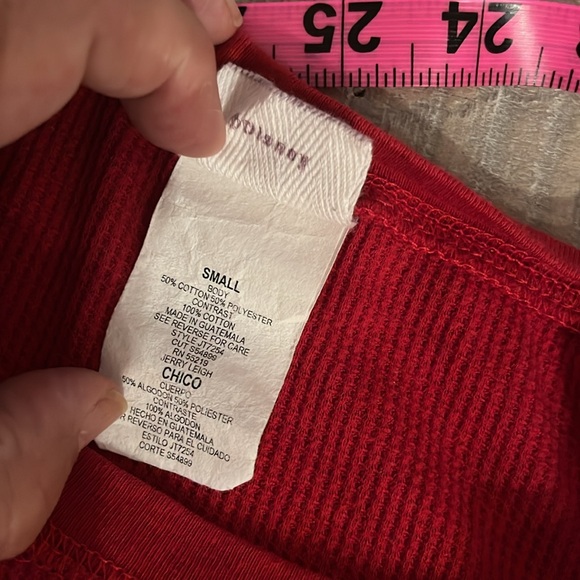 Disney Tops - red Waffle LS & grey graphic SS tee - Sz  S - Picture 7 of 16